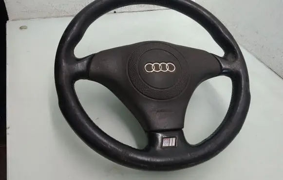 Audi A4 S4 B5 8D Steering wheel