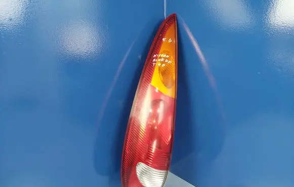 Nissan Almera Tino Rear/tail lights 89303870