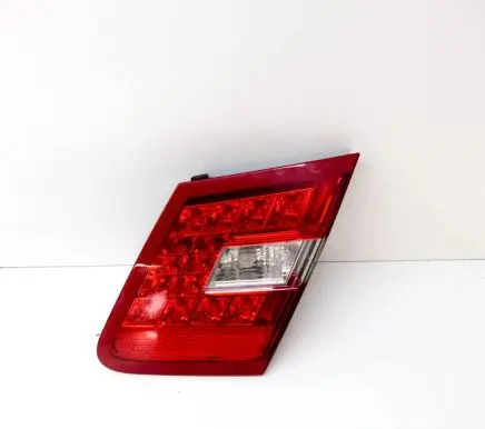 Mercedes-Benz E W212 Tailgate rear/tail lights A2128203264