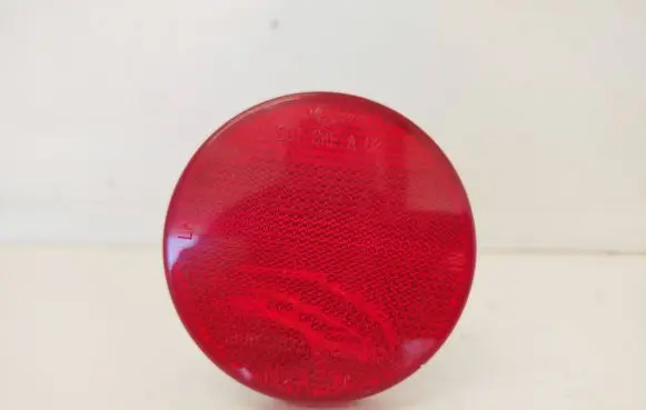 Nissan X-Trail T30 Rear tail light reflector E13020982