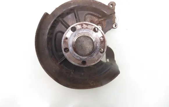 Volkswagen Golf VI Stub axle 