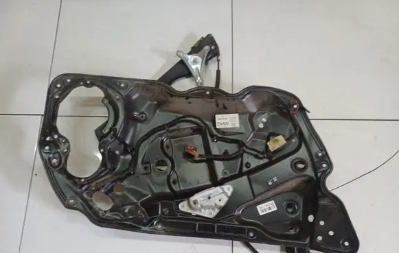 Volkswagen PASSAT B6 Sliding door window regulator with motor 3C2837755K