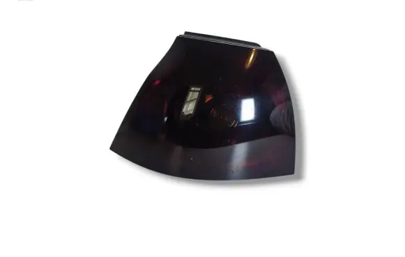 Volkswagen Golf V Rear/tail lights 4VFX13405AA