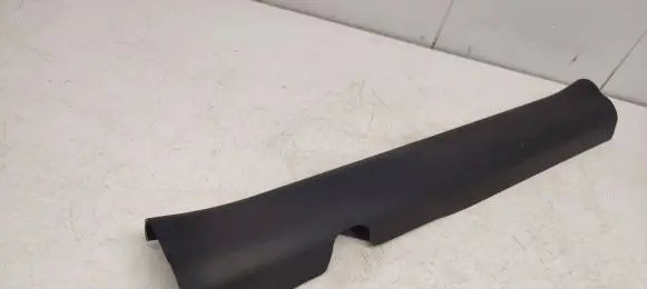 Hyundai i20 (PB PBT) Front sill trim cover 858711J000