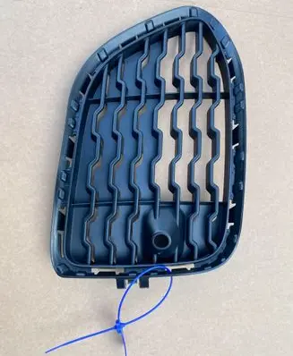 BMW X3 F25 Front bumper lower grill 8056938qua3325kar1