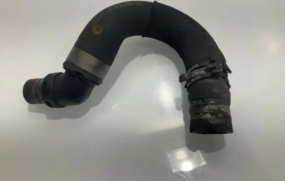 Mercedes-Benz CLS C219 Engine coolant pipe/hose A2118301496 1012404N01 ZGS003
