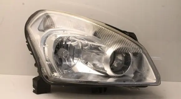 Nissan Qashqai Headlight/headlamp