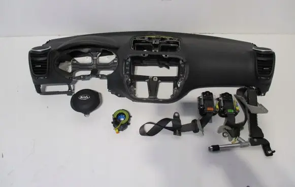 KIA Soul Radio/GPS head unit trim 