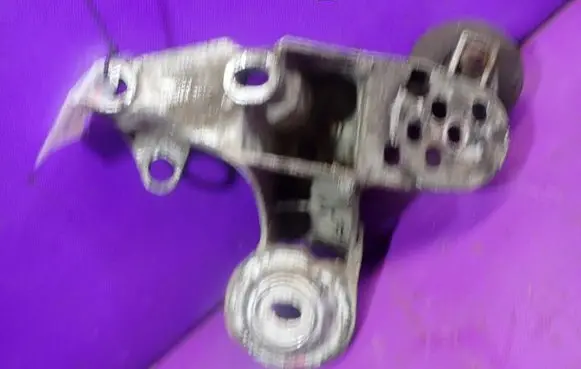 Audi A4 S4 B6 8E 8H Engine mounting bracket 8E0199351C