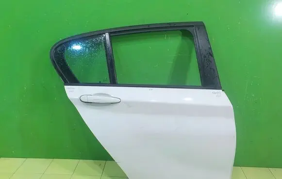 BMW 1 F20 F21 Rear door PRAWE