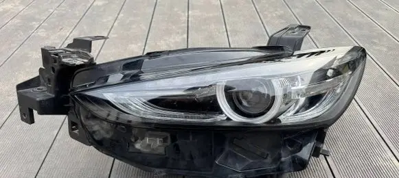 Mazda 6 Headlight/headlamp GRF551040
