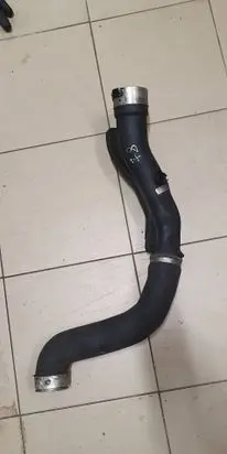 BMW 7 F01 F02 F03 F04 Intercooler hose/pipe 7800143