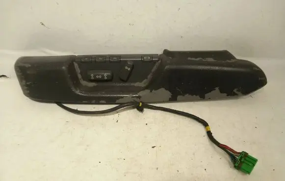 Volvo XC90 Seat control switch 9174419