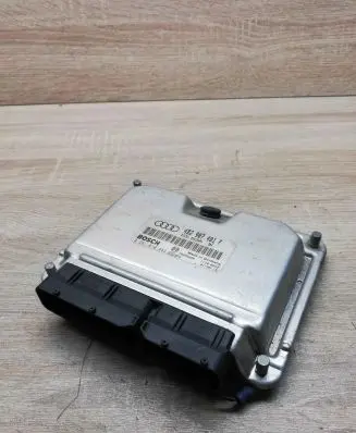 Audi A6 S6 C5 4B Engine control unit/module ECU 4b2907401f 0281010443
