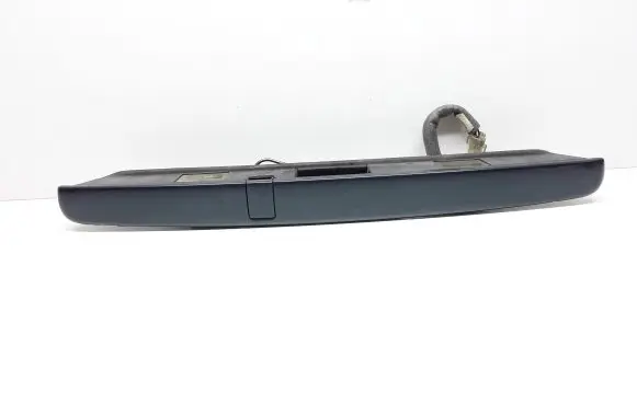 Volvo S70 V70 V70 XC Trunk door license plate light bar 09152705