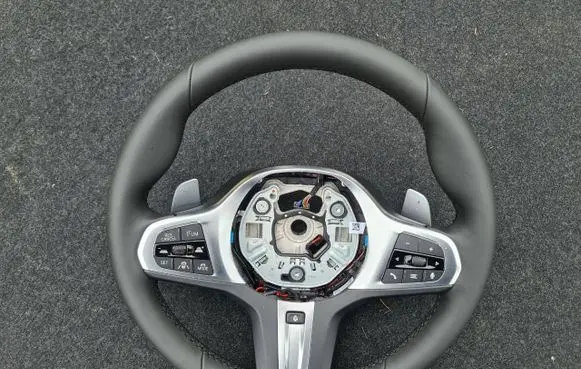 BMW 4 G22 G23 G24 G26 Steering wheel 5A640C8 23B2061Z0044