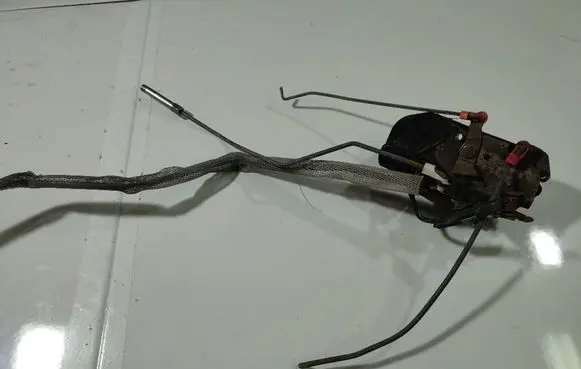 Chrysler 300 - 300C Front door lock 
