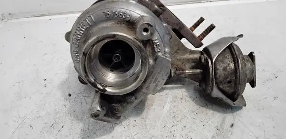 Citroen C5 Turbo 9682778680 GT1749V