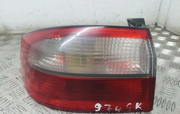 Renault Laguna II Rear/tail lights 8200002473