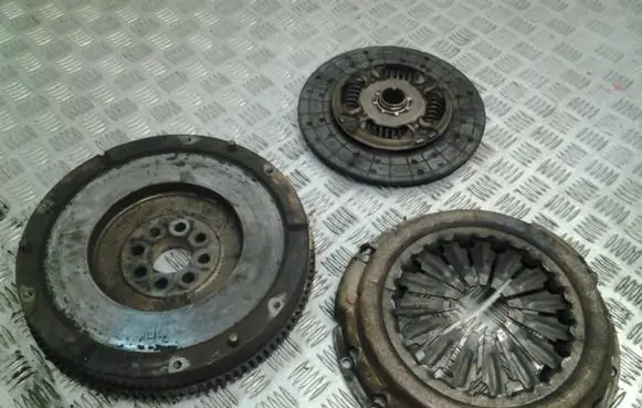 Toyota Hilux (AN10, AN20, AN30) Clutch set kit DTX124 DTX146