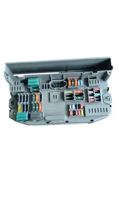 BMW X5M E70 Fuse module 518966010