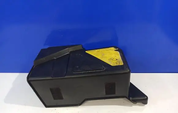 Volvo S60 Battery box tray cover/lid 8622335
