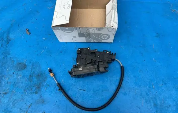 Mercedes-Benz EQS X296 Rear door lock A2230030999 A0997302201