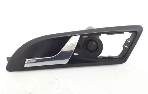 Skoda Octavia Mk2 (1Z) Front door interior handle 1Z0837247