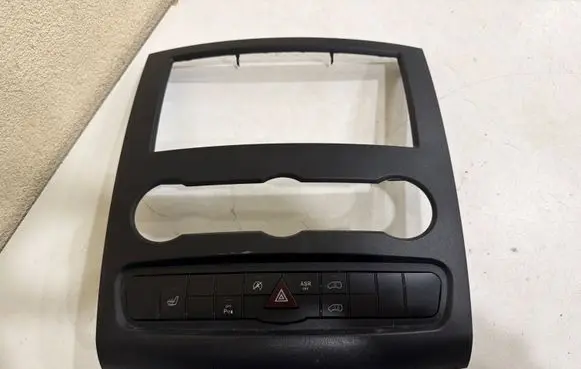 Volkswagen Crafter Radio/GPS head unit trim A9069020601