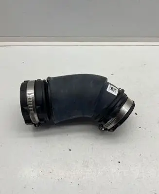 Renault Megane IV Air intake duct part 165758222R