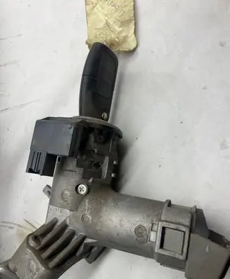 Ford B-MAX Ignition lock 9V213F880ED