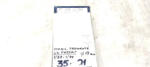 Volkswagen PASSAT B3 Front anti-roll bar/stabilizer link 357411315C