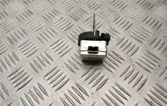 Mercedes-Benz E W212 Xenon bulb 9285141294