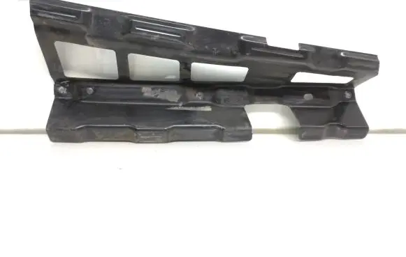 Fender mounting bracket
