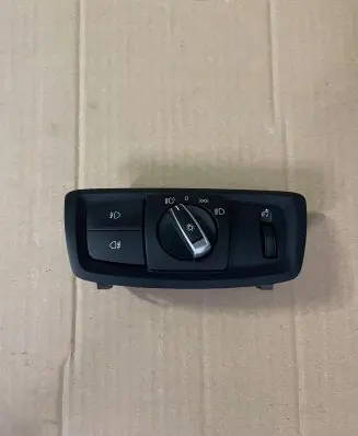 BMW 1 F20 F21 Light switch 6847524