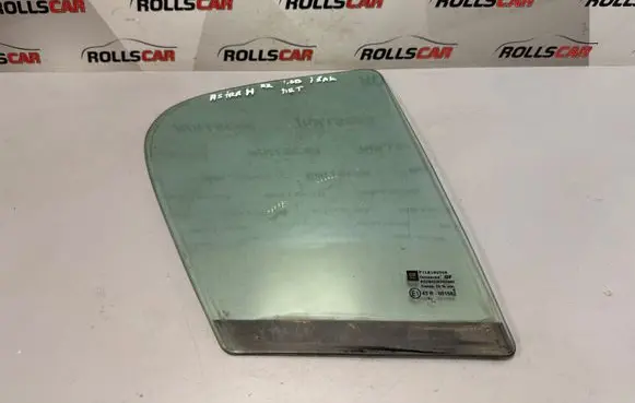 Rear vent window glass