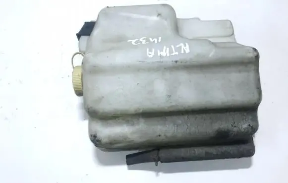 Nissan Altima Coolant expansion tank/reservoir 217102b000 21710-2b000