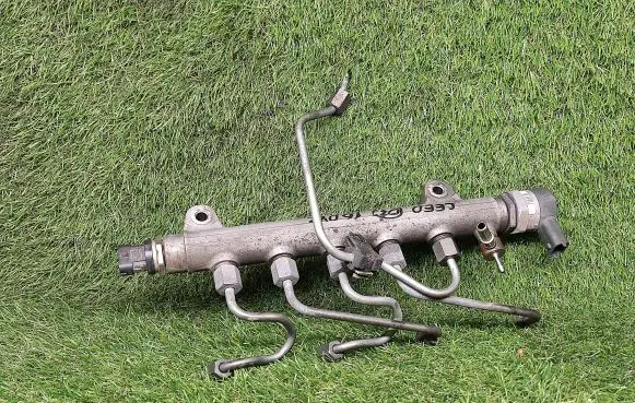 KIA Ceed Fuel main line pipe 314002A410 0445214111 0281002507