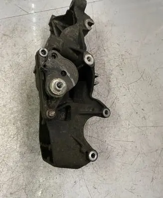 Renault Master III Generator/alternator bracket 117109477R