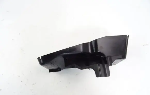 Mazda 6 Intercooler air channel guide 