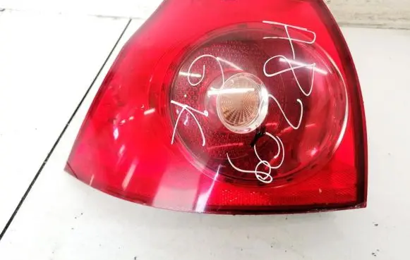 Volkswagen Golf V Rear/tail lights 1K6945095G 89031704