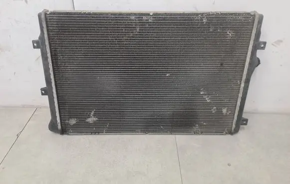 Coolant radiator