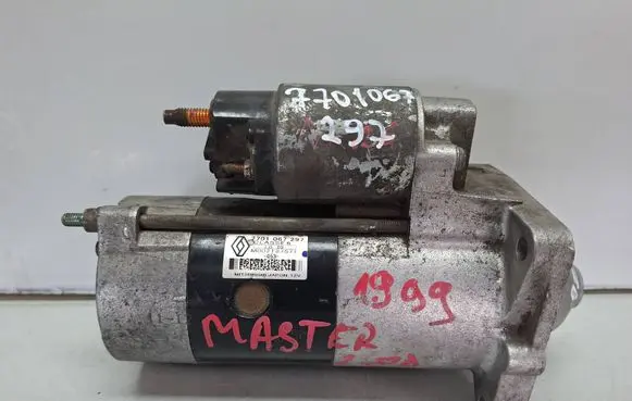 Renault Master II Starter motor S27612157 7701067297