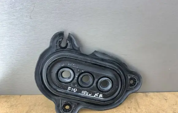 BMW 5 F10 F11 Other engine bay part 9115380 64119115380