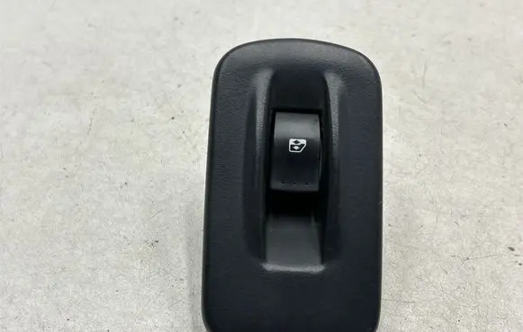 Opel Vivaro Electric window control switch 8200011870 91165802