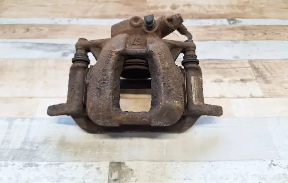 Peugeot 407 Front brake caliper