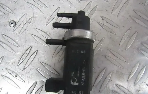 Audi A6 S6 C5 4B Turbo solenoid valve 059906627 7.21903.22