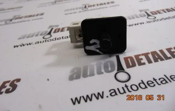 Mercedes-Benz E W211 Front door sensor coupe A2028209410