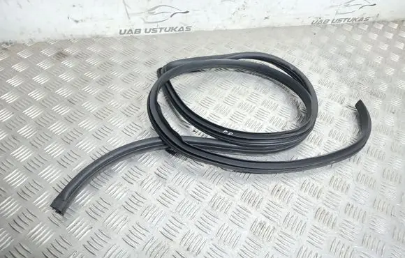 Front door rubber seal