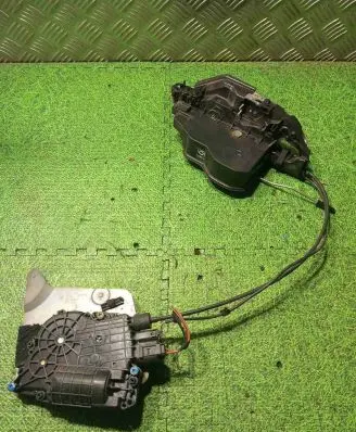 BMW 6 E63 E64 Front door soft close latching motor (coupe) 7174635 52188410 DX53017
